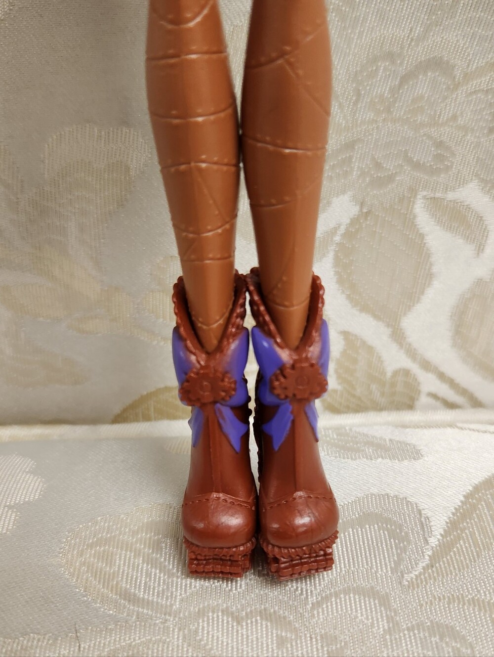 Monster High Dance Class Robecca Steam Doll - Picture 4 of 11